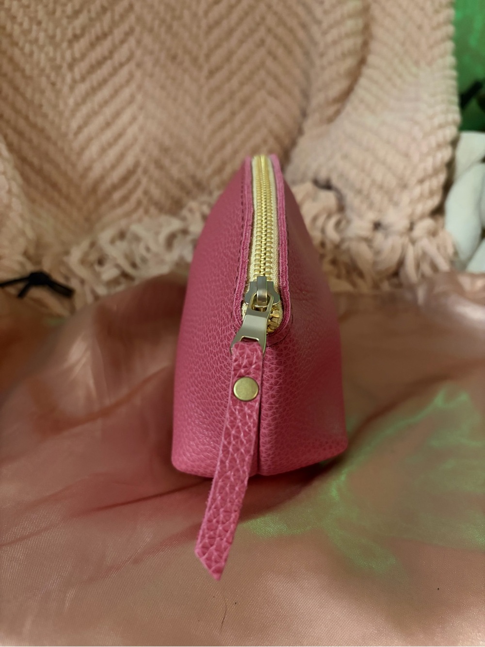 Portland Leather Eclipse Makeup Pouch in Wild Rose - NWOT - Picture 3 of 6